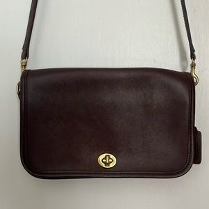 Vintage 1990s Coach Crossbody Bag Dark Brown Leather 9755 Hungary